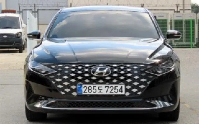 그랜져GN7 중고차 더 뉴 그랜저 IG 2.5 프리미엄 초이스 매물 사진 11 - 2022/08 77,778km