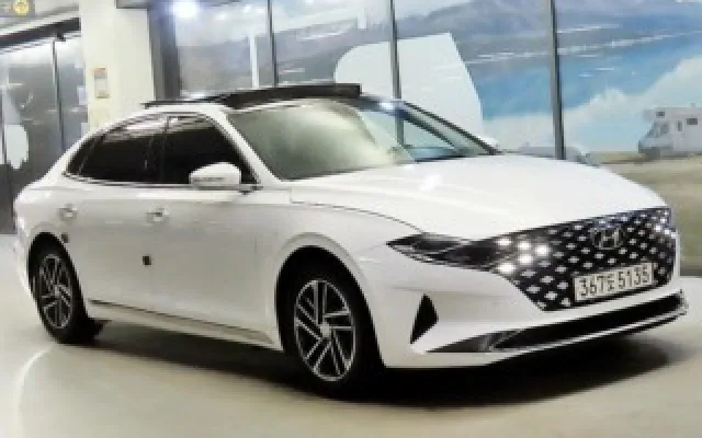 그랜져GN7 중고차 더 뉴 그랜저 IG LPI 3.0 익스클루시브 매물 사진 10 - 2022/10 79,752km