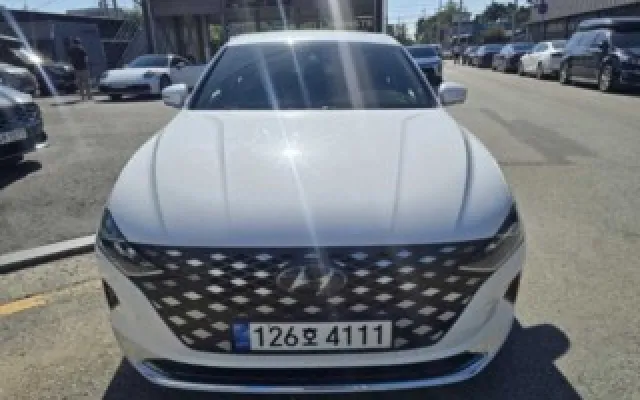 그랜져GN7 중고차 더 뉴 그랜저 IG 2.5 르블랑 매물 사진 5 - 2022/06 72,575km