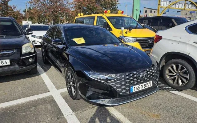 그랜져GN7 중고차 더 뉴 그랜저 IG 2.5 르블랑 매물 사진 11 - 2022/01 77,481km