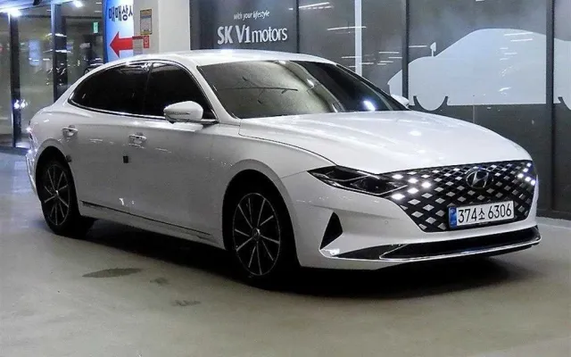 그랜져GN7 중고차 더 뉴 그랜저 IG 2.5 르블랑 매물 사진 15 - 2022/05 60,928km