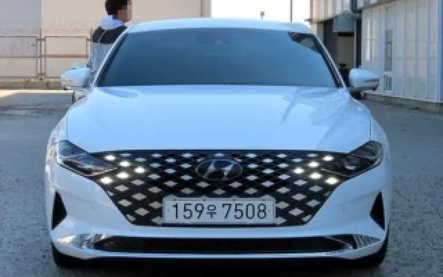 그랜져GN7 중고차 더 뉴 그랜저 IG 2.5 르블랑 매물 사진 20 - 2022/03 40,903km
