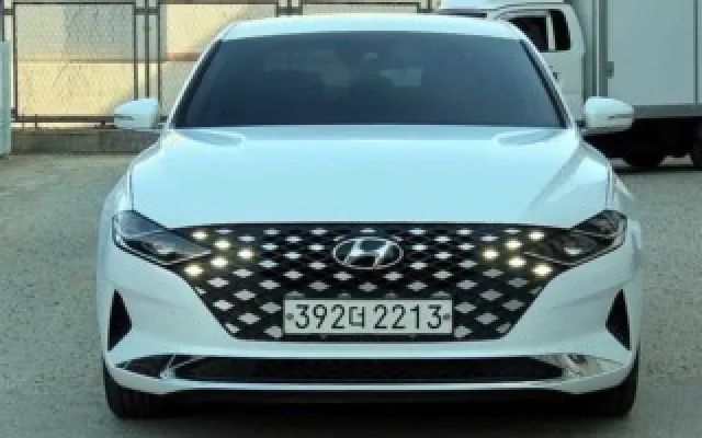 그랜져GN7 중고차 더 뉴 그랜저 IG LPI 3.0 모범형(택시형) 매물 사진 19 - 2022/03 131,217km