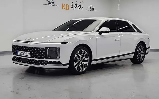 그랜져GN7 중고차 그랜저 하이브리드 (GN7) 익스클루시브 매물 사진 13 - 2023/09 122,680km