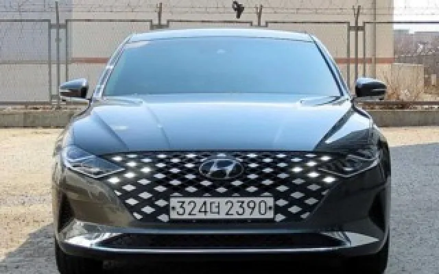 그랜져GN7 중고차 더 뉴 그랜저 IG LPI 3.0 익스클루시브 매물 사진 10 - 2022/09 47,974km